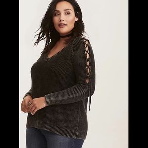 Torrid | Heather Gray Lace-Up Sleeve Sweater